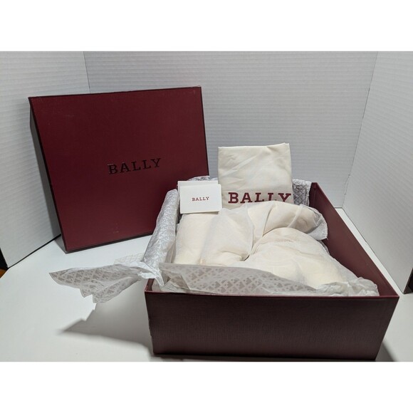 Bally Jay Buckle Womens Leather Ankle Boots Cream Size 39.5 US 9 New w/ Box Dust - Picture 16 of 16